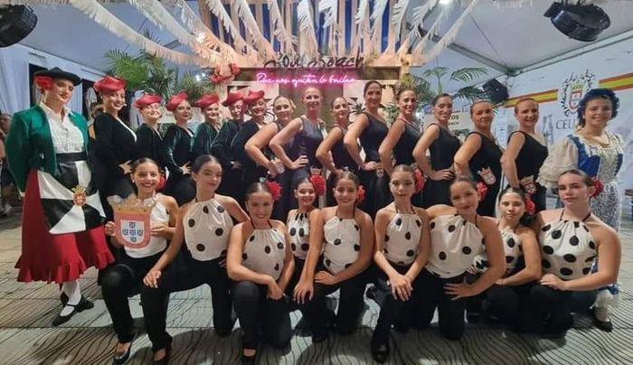 La Casa regional de Ceuta en Melilla celebra el dia de Ceuta con una exhibición de bailes dedicados a Ceuta